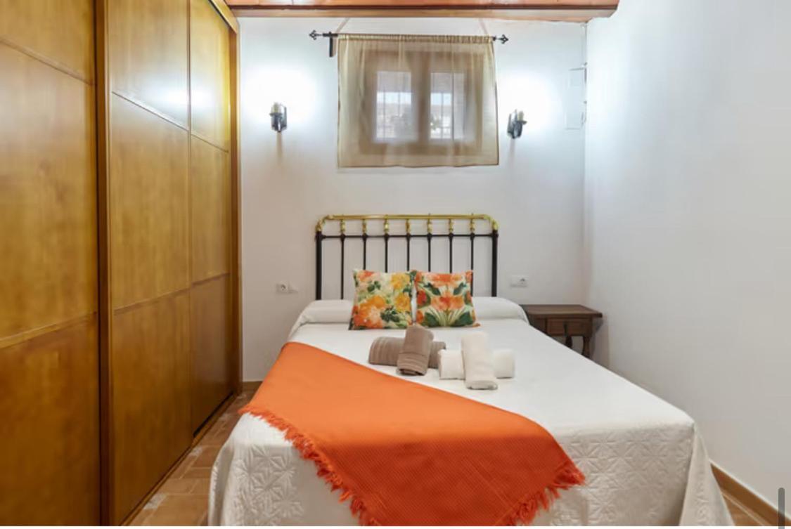 Cambil Alojamiento Turistico Loma Alta מראה חיצוני תמונה