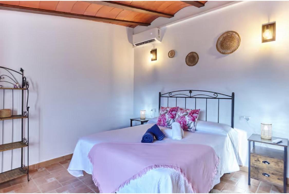 Cambil Alojamiento Turistico Loma Alta מראה חיצוני תמונה